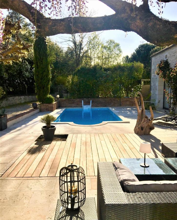 Le Logis De La Brumanderie - Saintes Fontcouverte  Εξωτερικό φωτογραφία